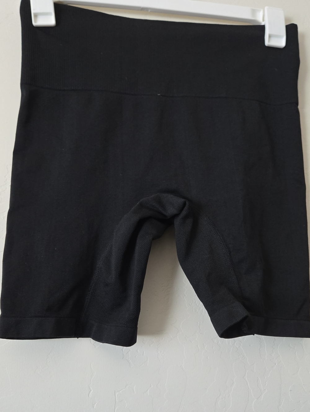 Forever 21 Black High-Waist Seamless Shaping Shorts